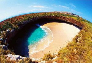 hidden-beach-mexic